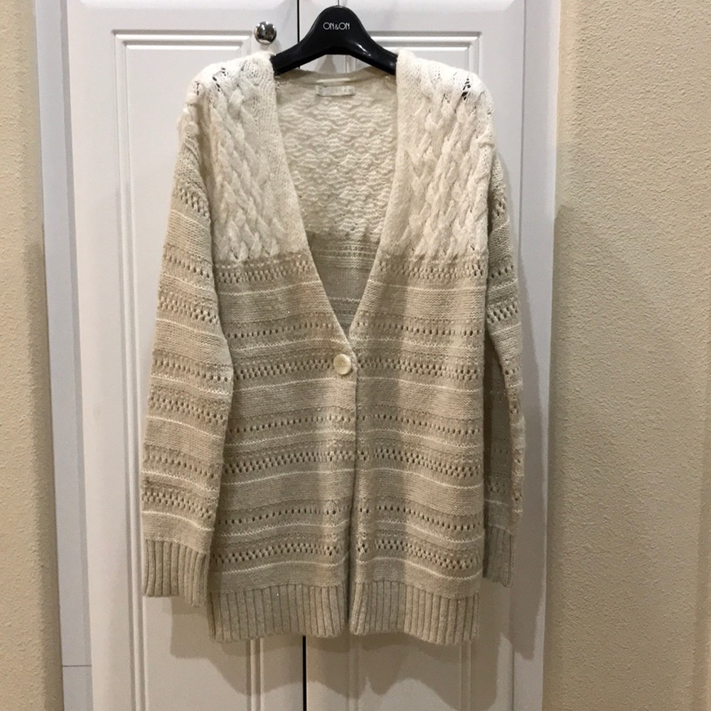 XS Hinge Cream Long Cardigan
